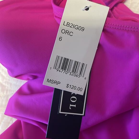 La Blanca Island Goddess Bandeau One-Piece Swimsuit Orchid Size 6 NWT - Picture 9 of 11